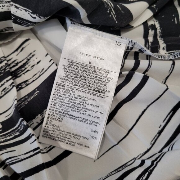 NWT BANANA REPUBLIC | Printed Pleated Skirt | Sz. 8 - Picture 4 of 6